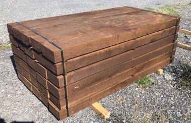 Traverse brute en Chêne traitées marron 130x220x2600 (unité)