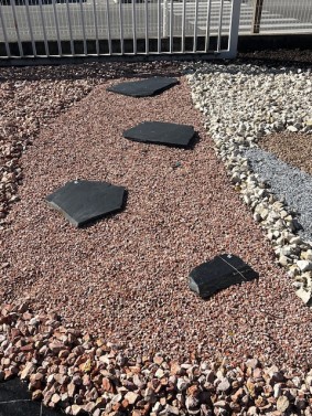 opus en ardoise naturelle noire -Ep. 2/3cm - Pal. verte